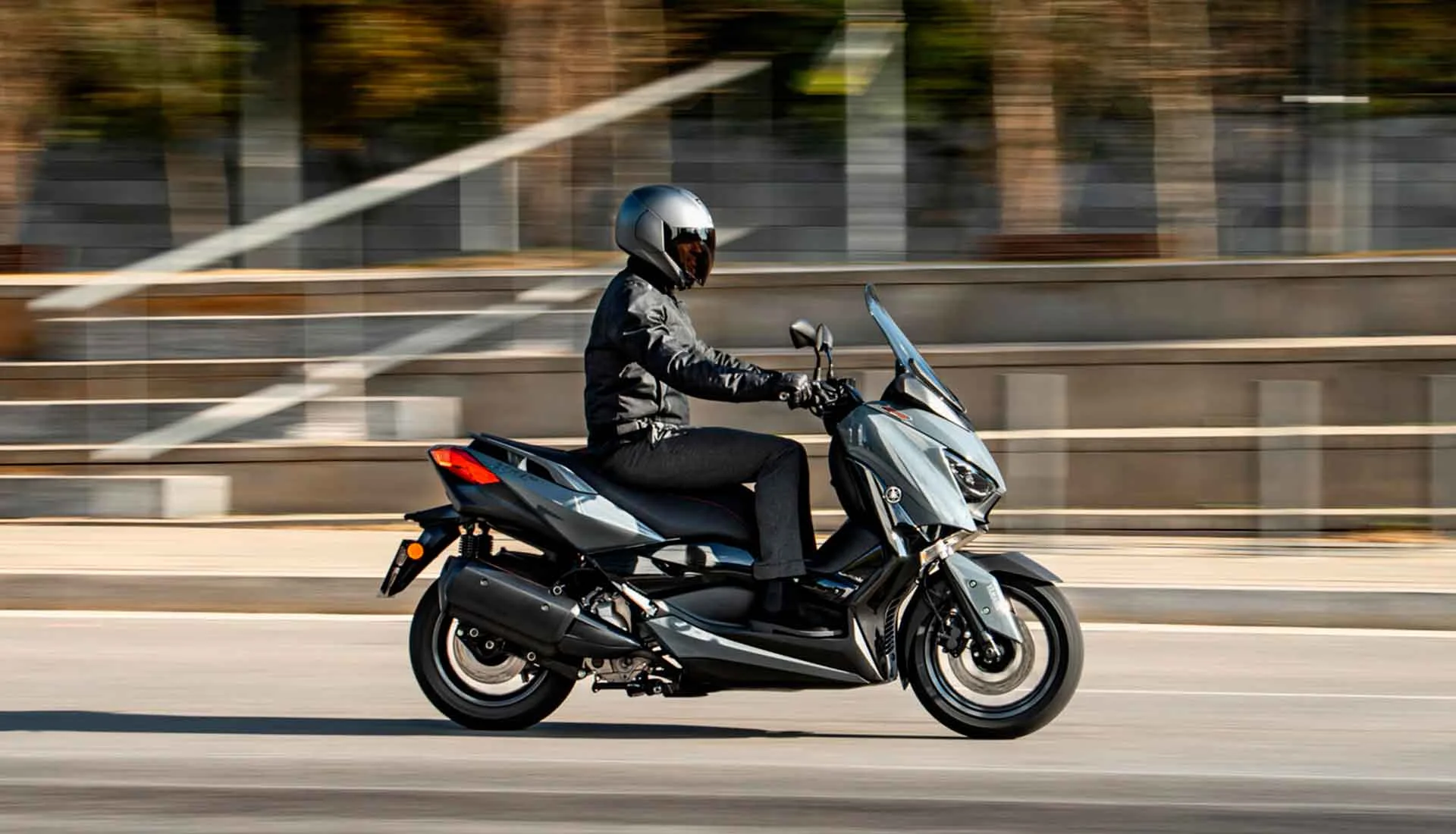 Slider Home Yamaha 3 - Gamarro Motos Sevilla